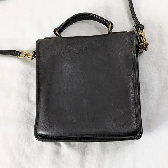 VTG Coach Station Bag Black Leather Crossbody Purse - Picture 6 of 14